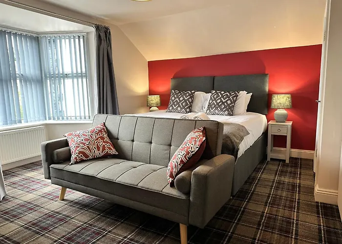 The Prince Albert Pub & Hotel With Onsite Free Parking 2 Minutes From Legoland